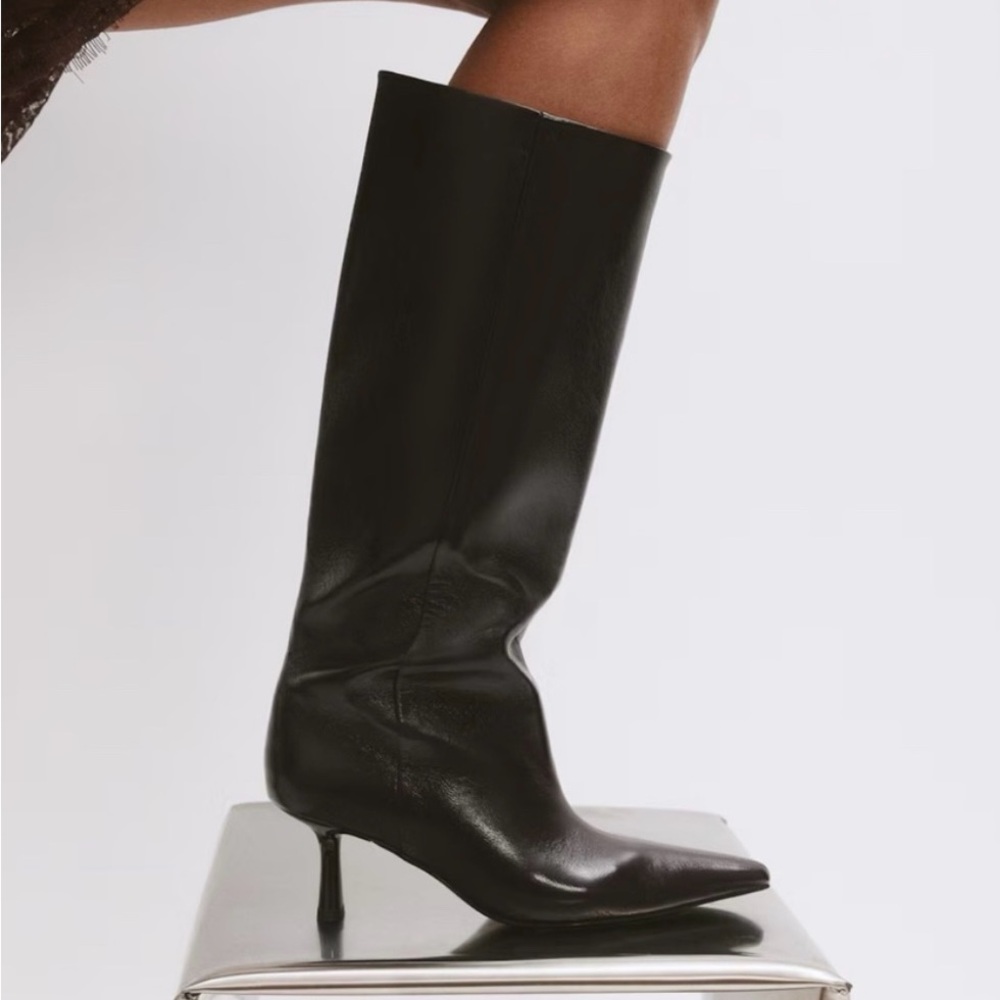 H&M Dark Brown Knee-High Heeled Boots Size 9